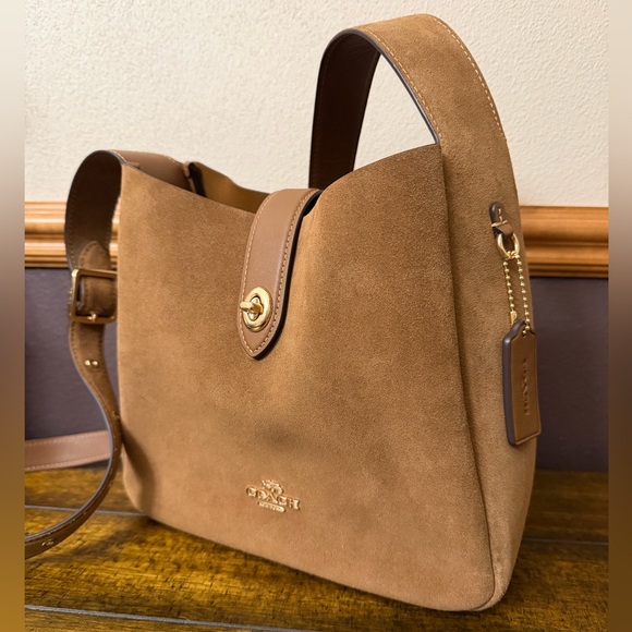 ✨ Coach Hadley Convertible Crossbody Bag in Suede ✨ - Picture 6 of 16